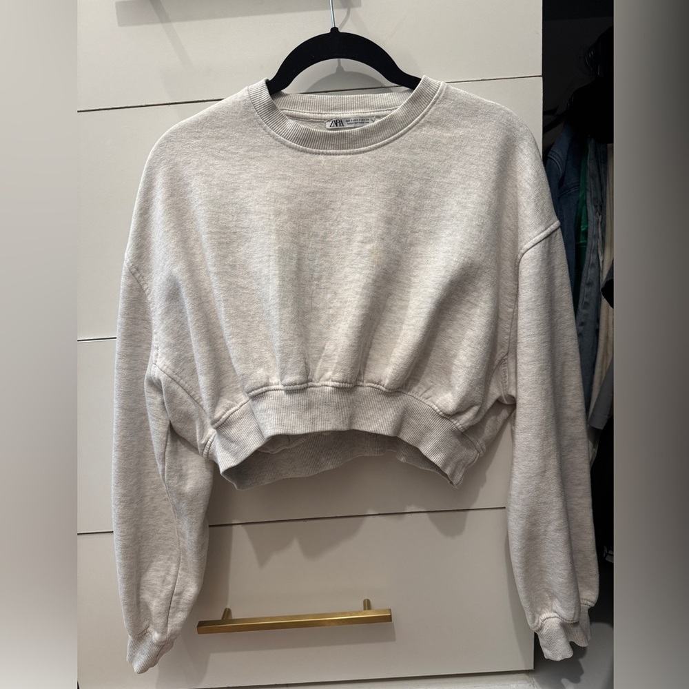 Zara crop sweatshirt